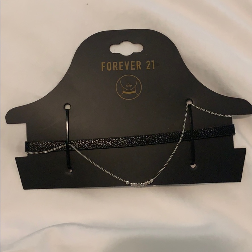NWT Forever 21 layered choker and silver necklace